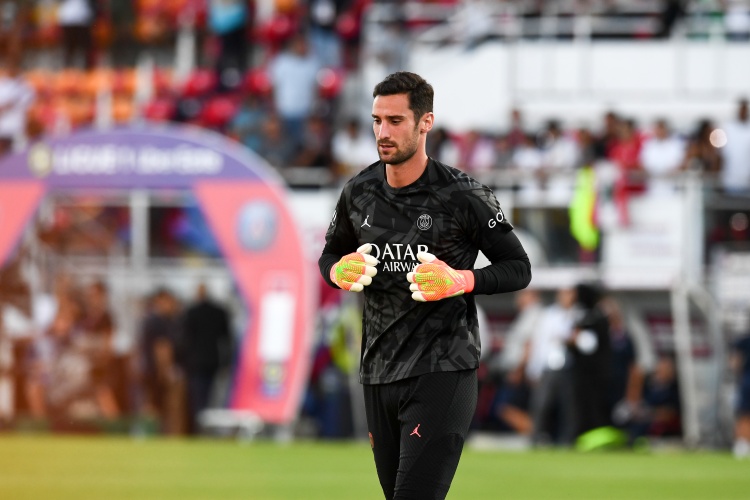 足球直播178体育直播-记者：前巴黎门将里科在卡塔尔遭遇欠薪，即将与加拉法俱乐部解约