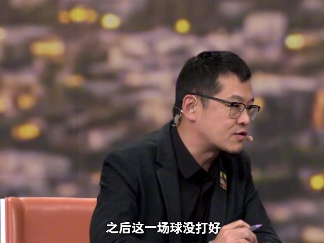 足球免费直播观看在线观看-杨毅：里夫斯季后赛下限低&amp;当不了二当家 湖人得给东契奇配黑又硬